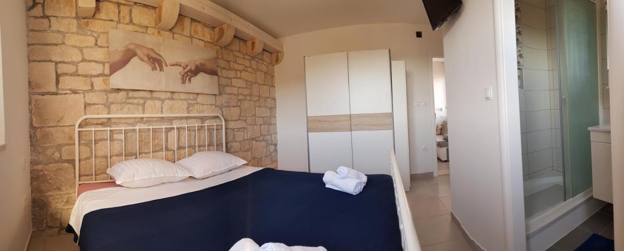 Holiday Home Gustirna Selca  Rom bilde